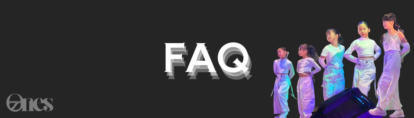 ダンス初心者や未経験の子供でも安心。豊洲・有明のママから選ばれる理由、よくある質問。舞台袖で出番を待つキッズダンサーの姿は、初めての習い事でも「自信がつく」ONESの教育方針とコミュニティの証